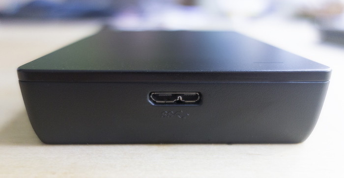 Обзор Seagate Backup Plus Fast: RAID-массив на 4 Тбайт в кармане