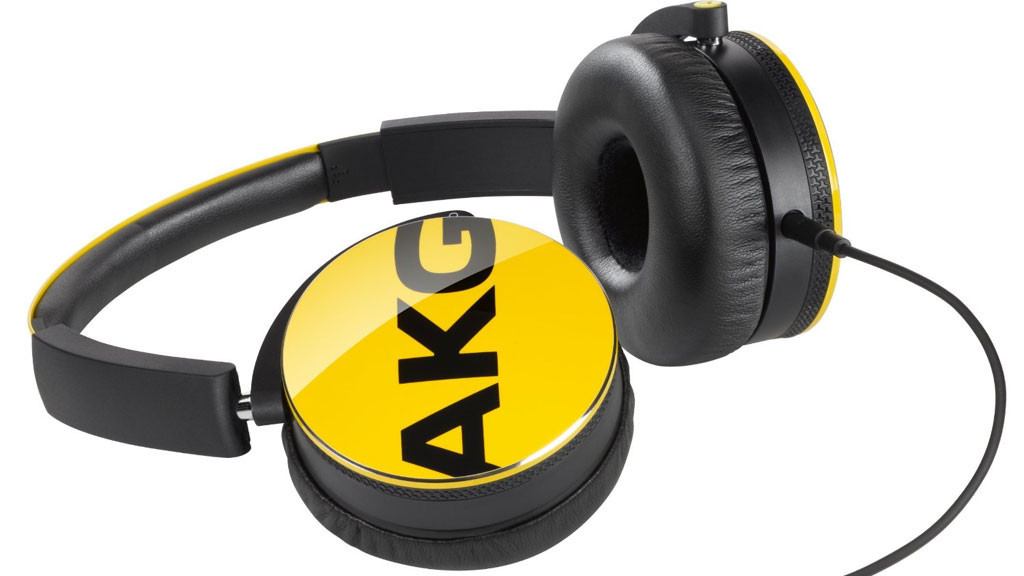 Обзор наушников AKG Y50: Чистый и громкий голос