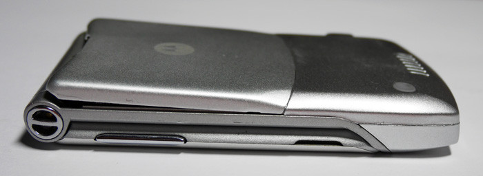 О том, как я покупал Motorola RAZR V3 2004-го года в 2014-м 