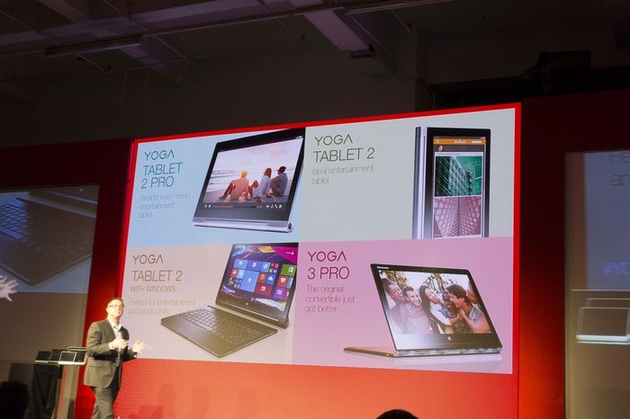 Lenovo провела в Лондоне мастер-класс по йоге: пять планшетов, один ультрабук и Эштон Кутчер