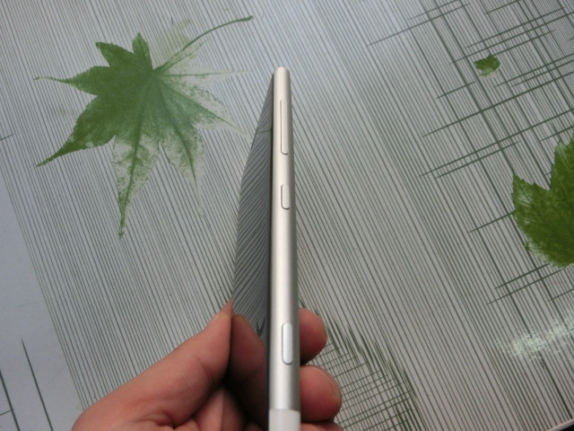 Опубликованы снимки «наследника» фотосмартфона Nokia Lumia 1020