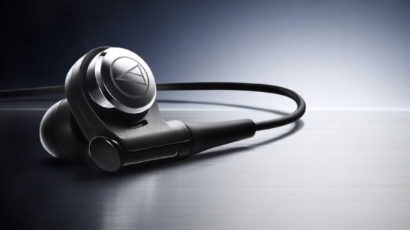 Audio-Technica  представляет в России вставные наушники серии CKR