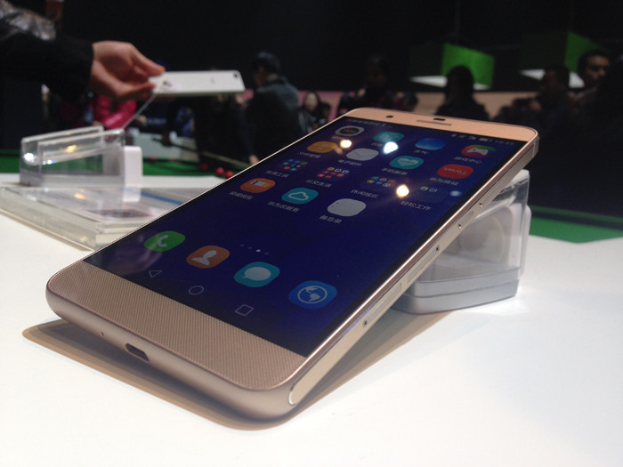 Huawei Honor 6 Plus: чего можно добиться за год