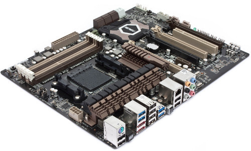 Готовимся к Новому году: делаем счастливым оверклокера