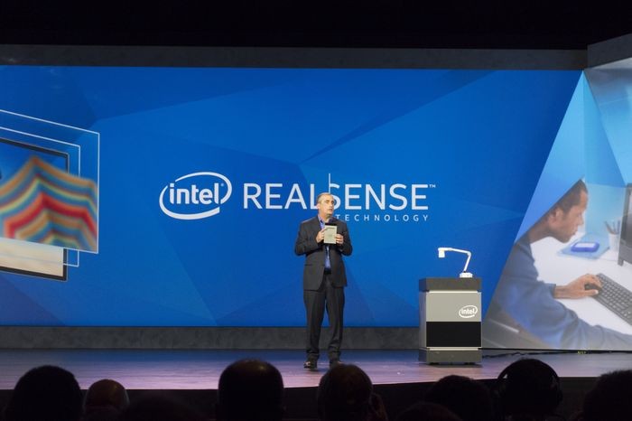 CES 2015. Intel подтверждает свои прогнозы и снова предсказывает будущее