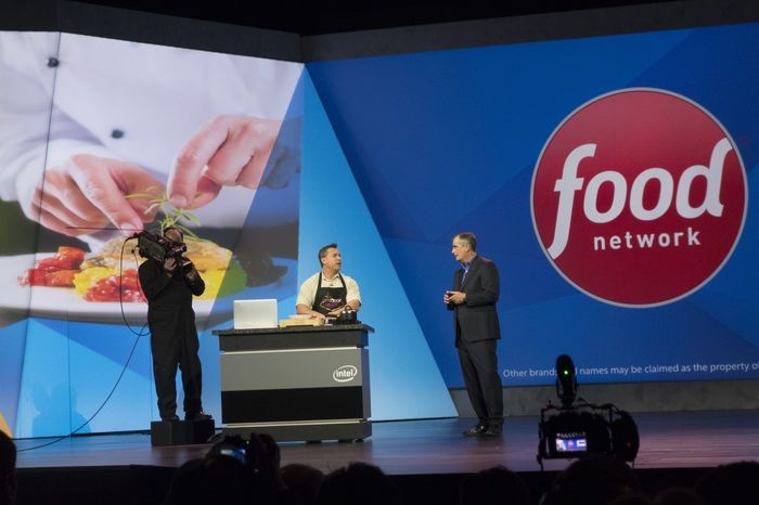 CES 2015. Intel подтверждает свои прогнозы и снова предсказывает будущее