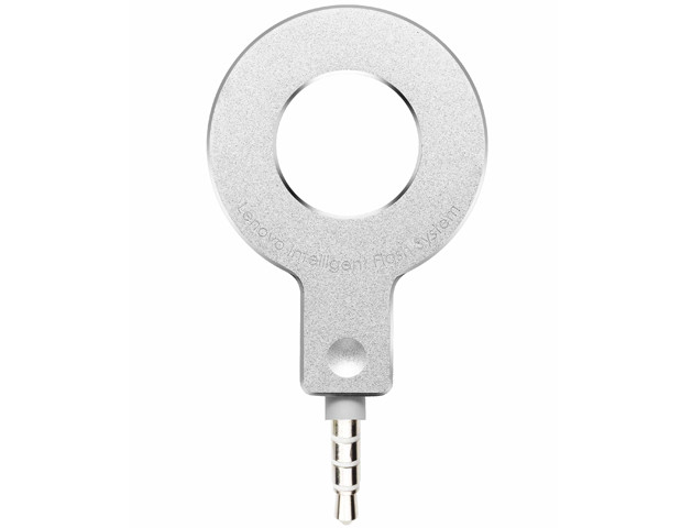 CES 2015. Аксессуары для смартфонов от Lenovo: внешняя вспышка и умный браслет с экраном E Ink