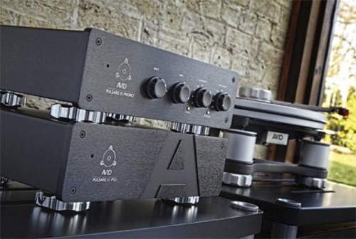 Интервью: «Задача проигрывателя – позволить картриджу и тонарму извлечь максимум из пластинки»