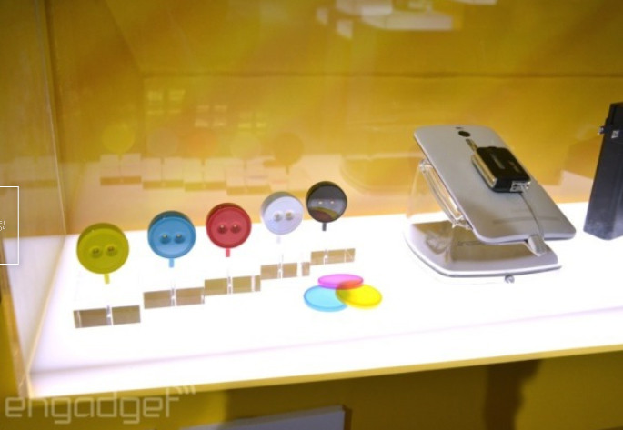 ASUS начинает поставки смартфонов Zenfone 2 по цене от $150