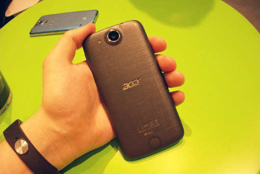 Mobile World Congress 2015: Бег на месте