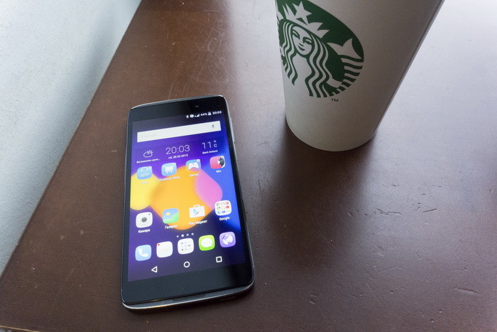 MWC 2015. Alcatel One Touch Idol 3: первые в мире «симметричные» смартфоны картинка MWC 2015. Alcatel One Touch Idol 3: первые в мире «симметричные» смартфоны