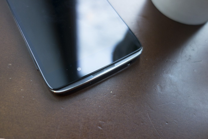 MWC 2015. Alcatel One Touch Idol 3: первые в мире «симметричные» смартфоны