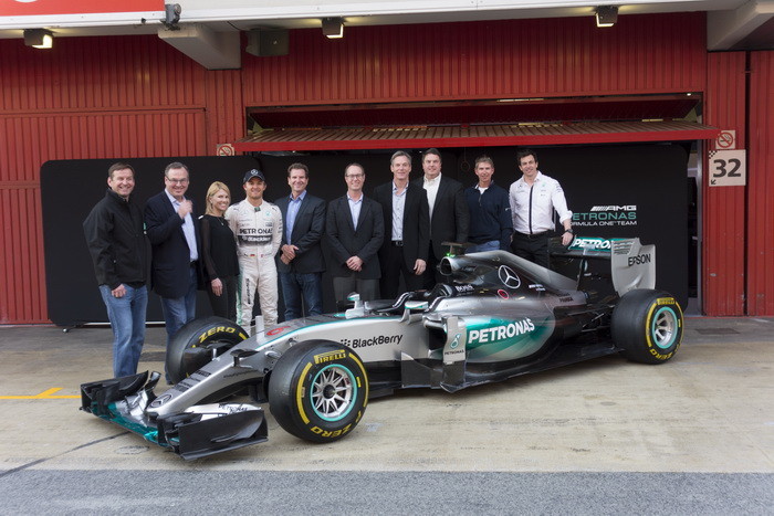 MWC 2015. Qualcomm объявила о партнерстве с командой Формулы 1 Mercedes AMG Petronas