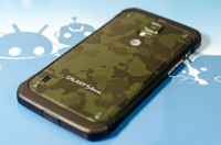 В защищенном смартфоне Samsung Galaxy S6 Active могут появиться MicroSD-слот и съемный аккумулятор
