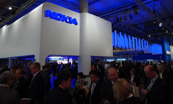 Официально: Nokia не намерена выпускать смартфоны