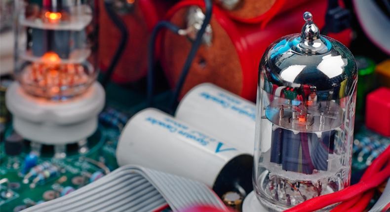 Обзор предусилителя Aesthetix Janus Signature и усилителя мощности Atlas Stereo Signature: «Утонченность и разрешение высочайшего класса»