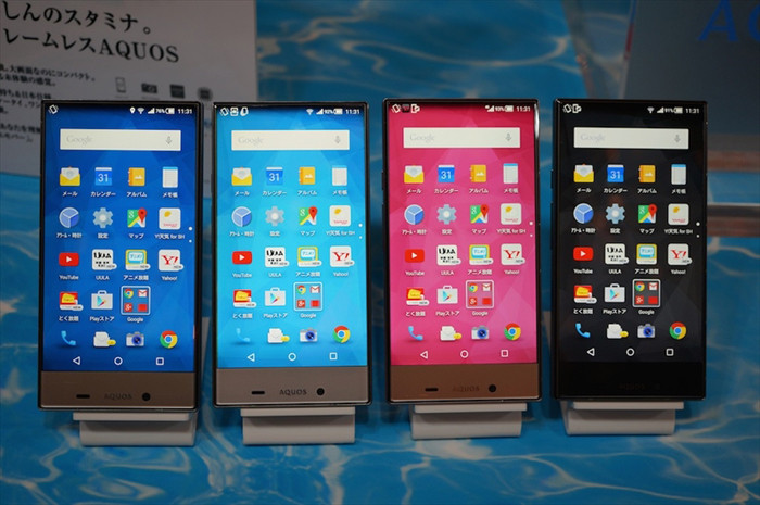 В Японии анонсирован «безрамочный» смартфон Sharp Aquos Crystal 2