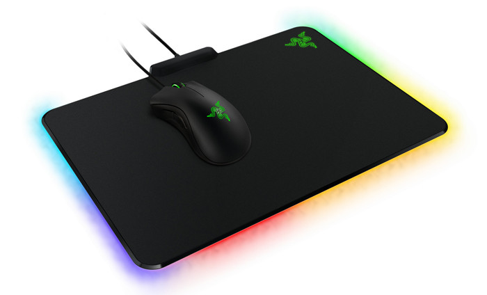 Razer предлагает светящийся мышиный коврик