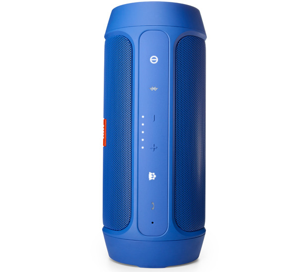 Акустическая система JBL Charge2+ с защитой от брызг добралась до России