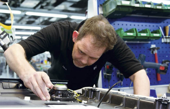 Своими глазами: Rolls-Royce – не только звуки моторов картинка Своими глазами: Rolls-Royce – не только звуки моторов