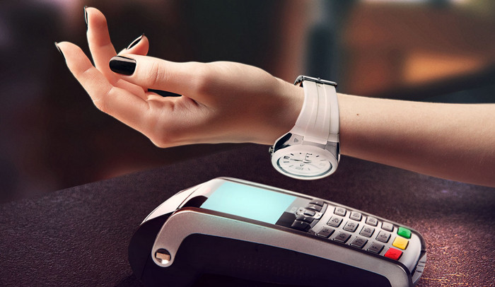 «Альфа-Банк» предлагает расплачиваться с помощью часов