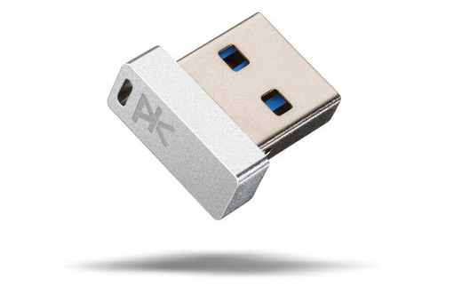В компании PKParis создали самую маленькую флешку емкостью 128 Гб с интерфейсом USB 3.0