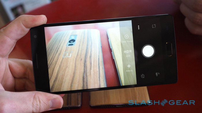 В Китае представлен флагманский смартфона OnePlus 2 ценой от 329 долларов