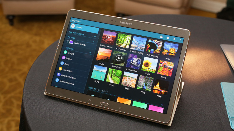 Слух: Samsung готовит к выпуску планшет с экраном в 18,4 дюйма картинка Слух: Samsung готовит к выпуску планшет с экраном в 18,4 дюйма