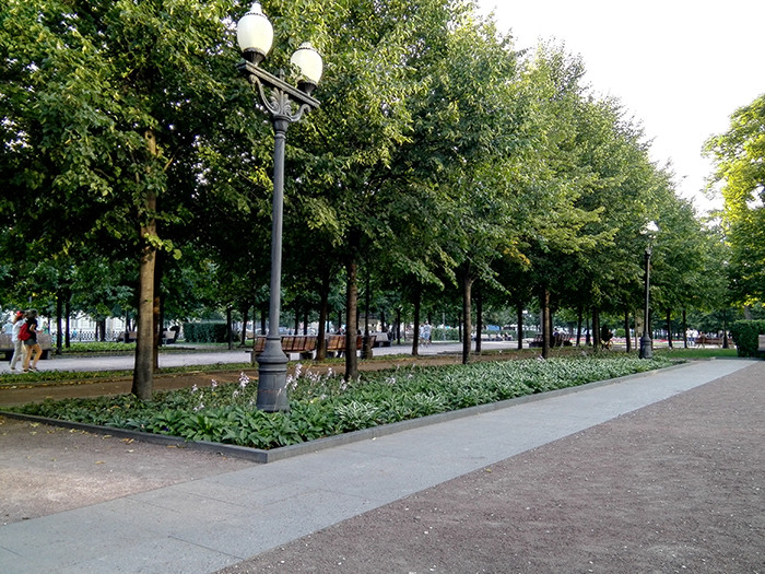 Звуки музыки: Обзор планшета Huawei MediaPad M2