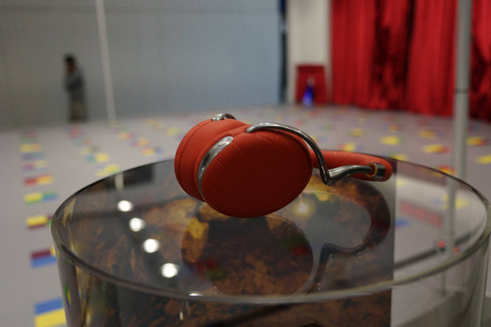 IFA 2015. Представлены флагманские беспроводные наушники Parrot Zik 3