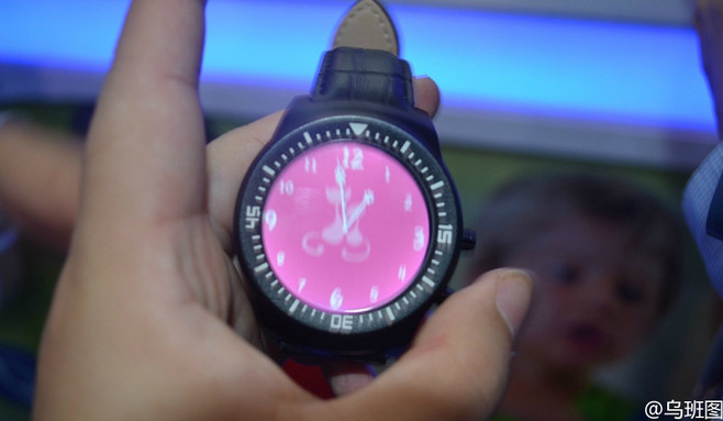 Опубликованы фотографии умных часов Meizu
