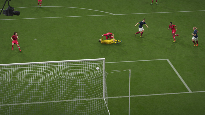 Битва титанов. Обзор FIFA 16 и Pro Evolution Soccer 2016