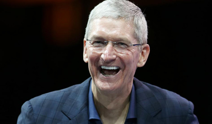 Apple снова бьет рекорды: 11,1 млрд долларов прибыли в четвертом квартале 2015 финансового года