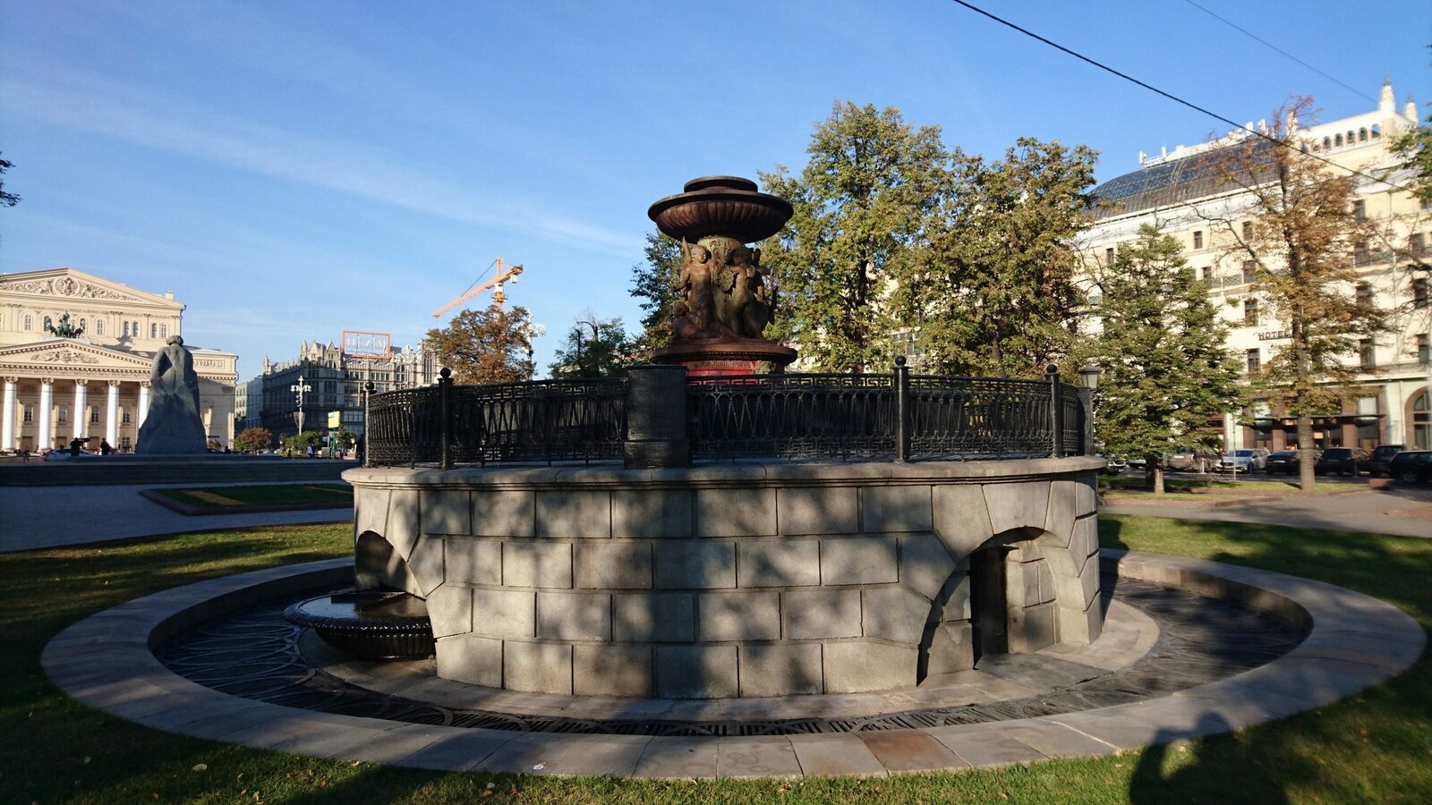 Обзор смартфона Sony Xperia Z5: Почти хорошо, почти молодцы