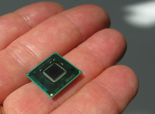 Intel выпускает процессоры и операционные системы для Интернета вещей