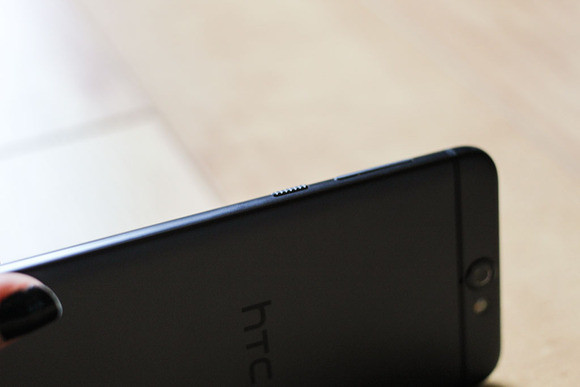 Обзор HTC One A9: Стильный клон iPhone, который не стоит своих денег