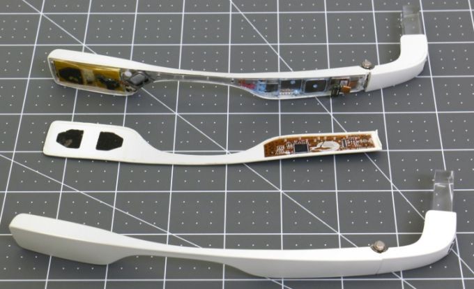 Опубликованы изображения очков Google Glass второго поколения