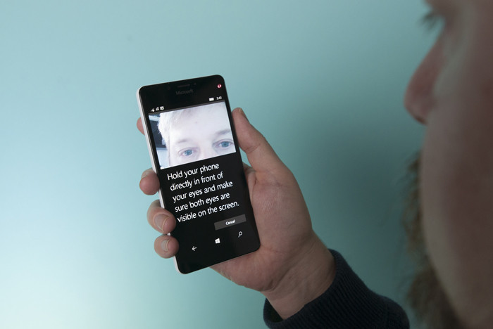 Обзор Microsoft Lumia 950: первый флагманский смартфон с Continuum для Windows 10 Mobile