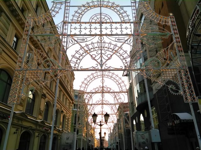 Обзор Lenovo Phab Plus: смартфон на две руки