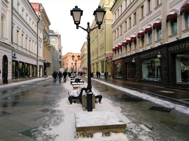 Обзор Lenovo Phab Plus: смартфон на две руки