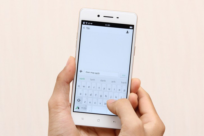 OPPO F1: 5-дюймовый смартфон в тонком металлическом корпусе