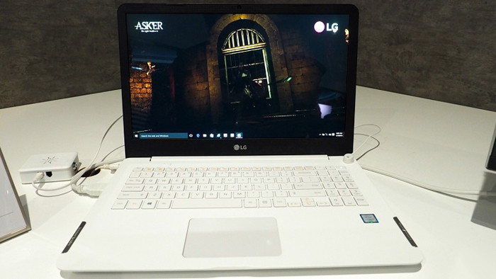 CES 2016. LG представила ноутбук 15U560 с 4K-дисплеем
