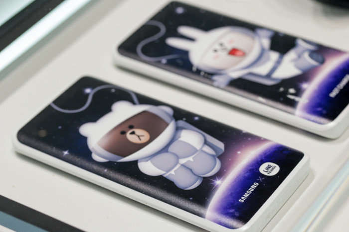 MWC 2016. Аксессуары для Samsung Galaxy S7 и Galaxy S7 edge