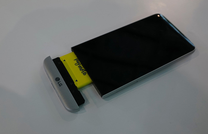 MWC 2016: Модульный смартфон LG G5. И вновь эксперименты
