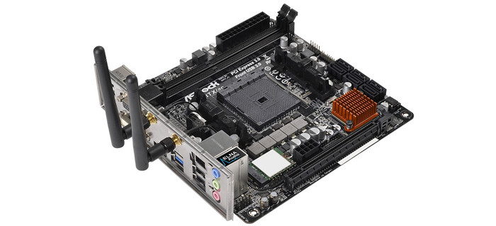 ASRock выпустила материнку с поддержкой трёх мониторов