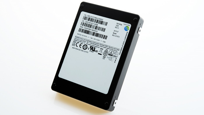 Samsung анонсировала 2,5-дюймовый SSD рекордной емкости – 15,36 Тб