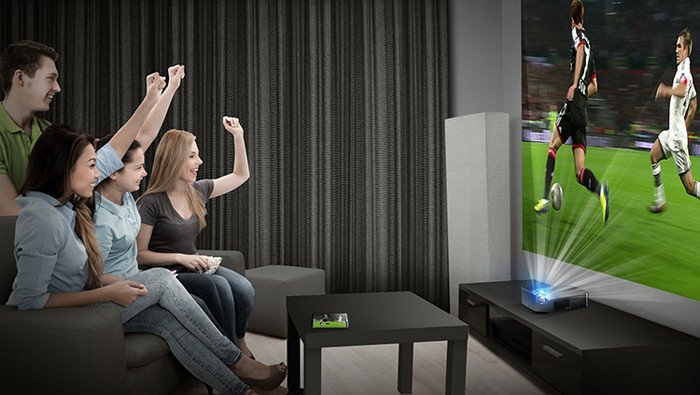 LG привезла в Россию ультракороткофокусный проектор PF1000U картинка LG привезла в Россию ультракороткофокусный проектор PF1000U