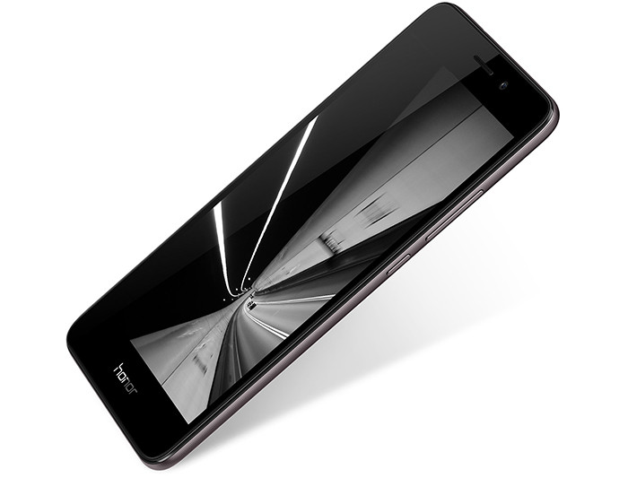 Huawei Honor 5C: смартфон среднего класса с батареей на 3 000 мАч