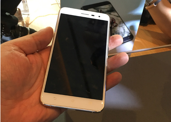 Computex 2016. Трио флагманов ASUS: Zenfone 3, Zenfone 3 Deluxe и Zenfone 3 Ultra