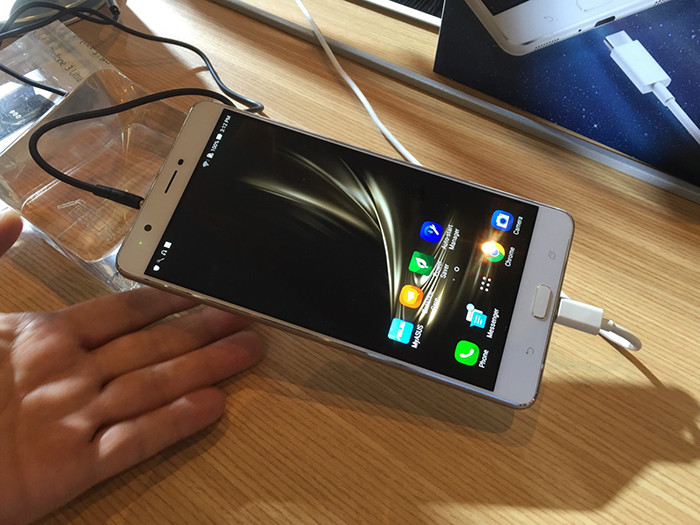 Computex 2016. ASUS Zenfone 3